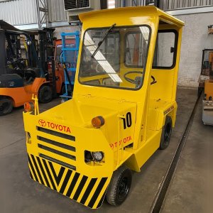 Rebocador Toyota 2TG10